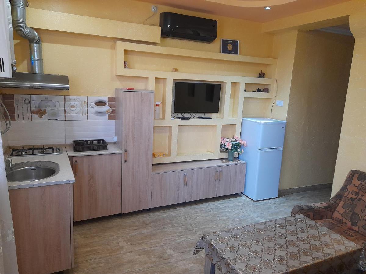 Guest House In Center Yerevan Exterior foto